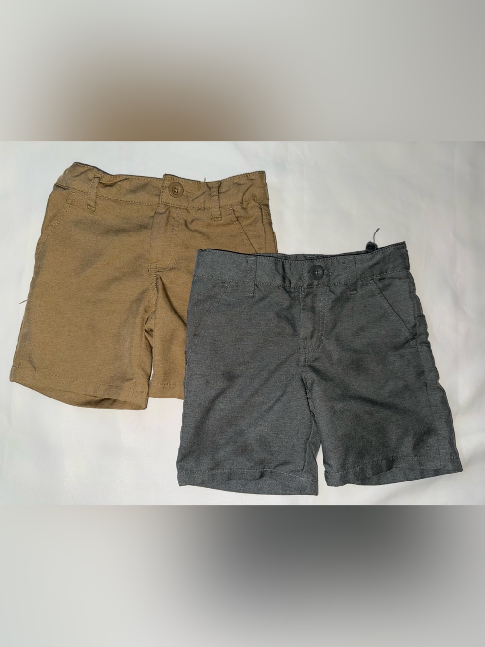Cat & Jack Men’s Flat Front Shorts — Brown & Gray